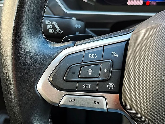 Volkswagen Tiguan Allspace 16 of 18