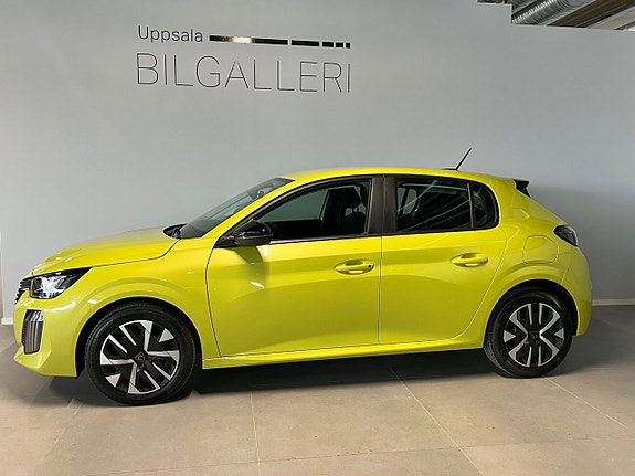 Peugeot 208 2 of 16