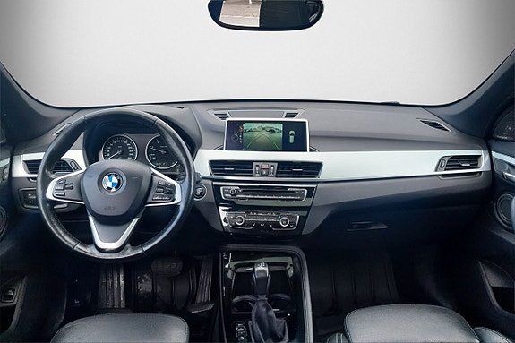 BMW X1 11 of 17