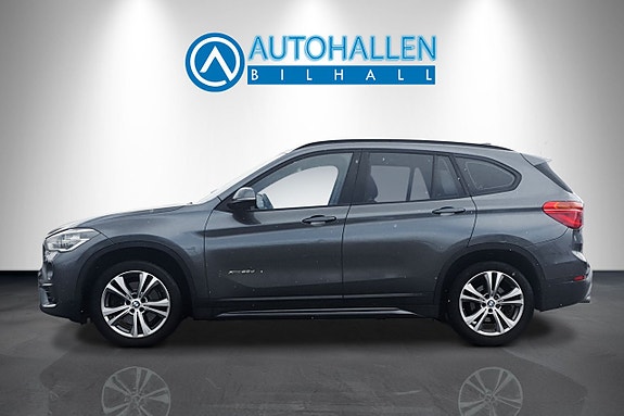 BMW X1 3 of 17