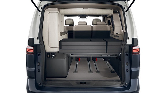 Volkswagen California 8 of 10