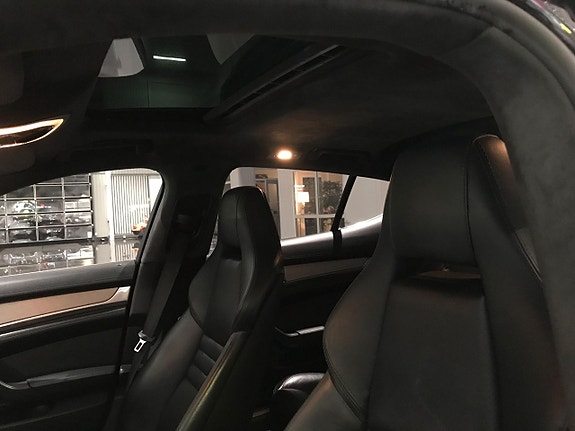 Porsche Panamera Turbo 5 of 5