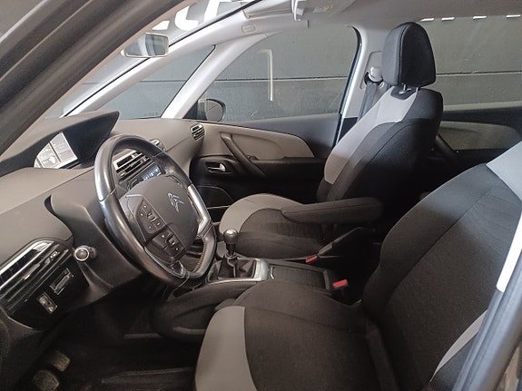 Citroen Grand C4 Picasso 12 of 16