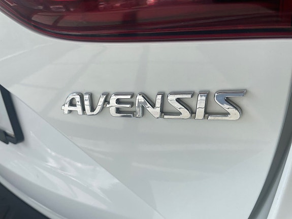 Toyota Avensis 10 of 18