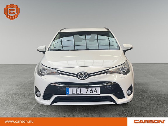 Toyota Avensis 9 of 18