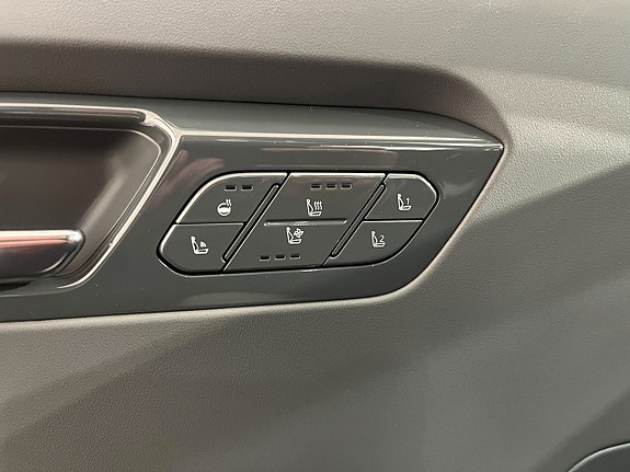 Kia EV9 13 of 19