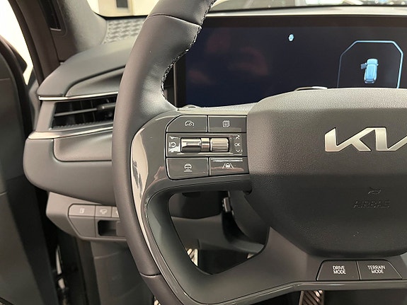 Kia EV9 14 of 19