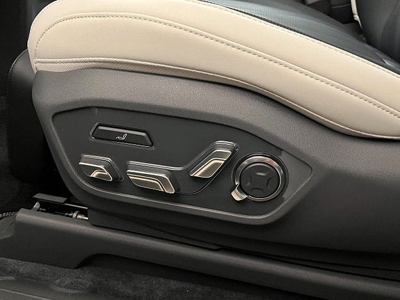 Kia EV9 12 of 19