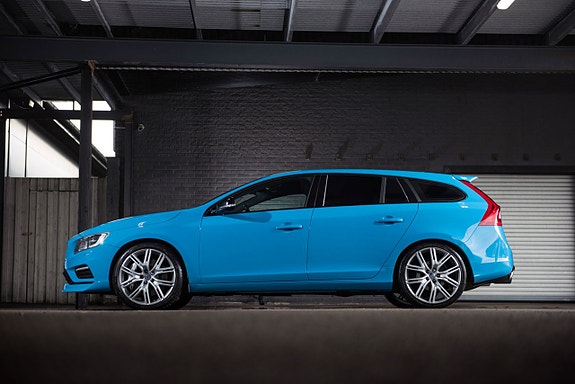 Volvo V60 3 of 5