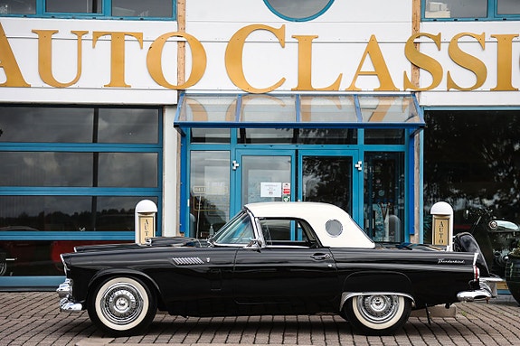 Ford Thunderbird 6 of 19