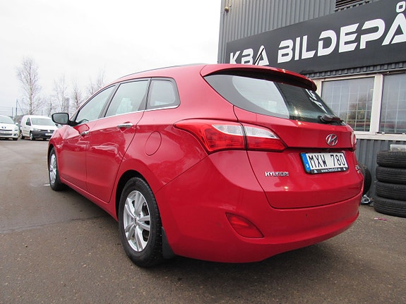 Hyundai i30 7 of 14