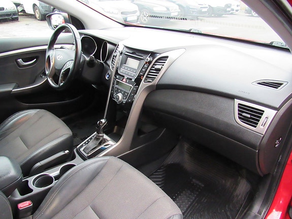 Hyundai i30 9 of 14