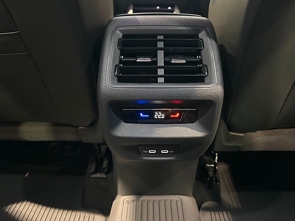 Volkswagen Tiguan 22 of 26