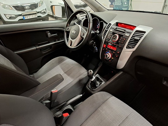 Kia Venga 19 of 23