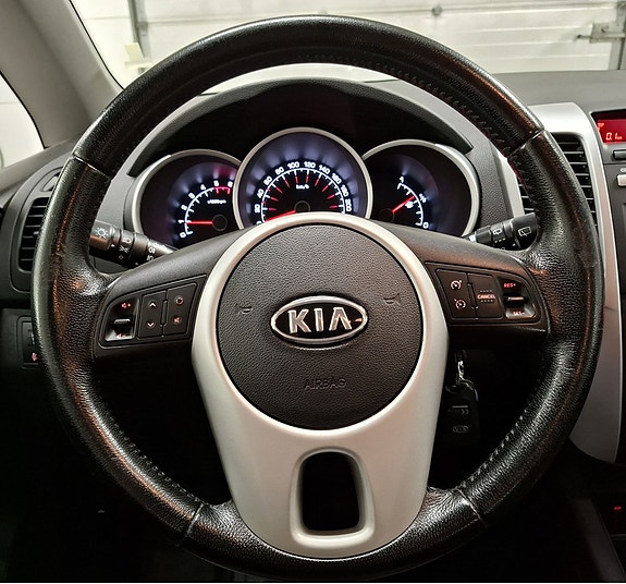 Kia Venga 18 of 23