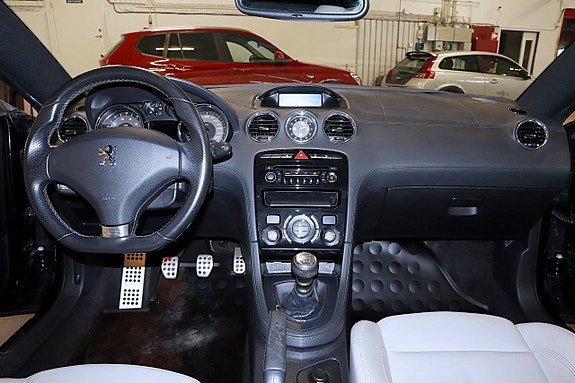 Peugeot RCZ 11 of 17