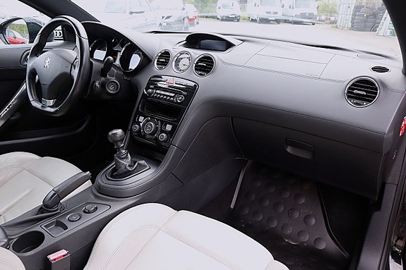 Peugeot RCZ 9 of 17