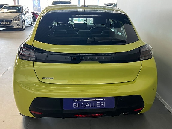 Peugeot 208 5 of 17