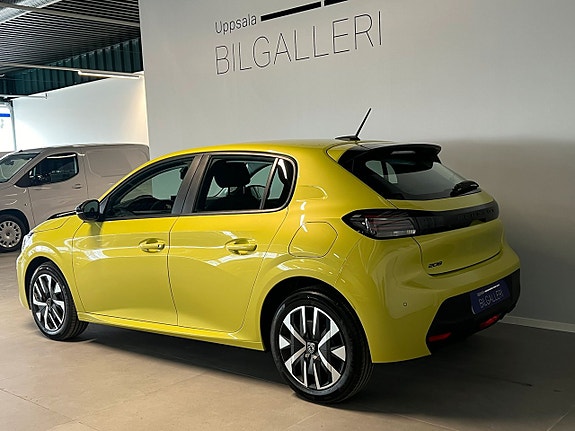 Peugeot 208 4 of 17