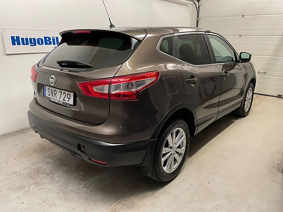 Nissan Qashqai 2 of 5