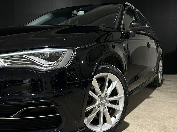 Audi A3 3 of 5