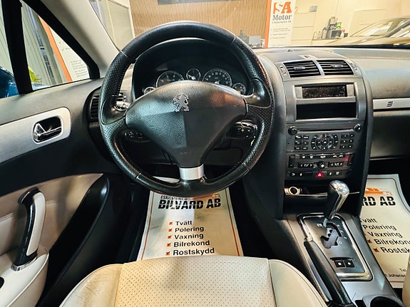 Peugeot 407 9 of 16