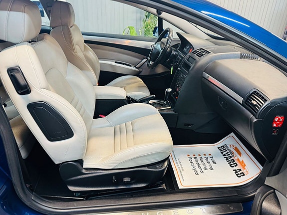 Peugeot 407 12 of 16