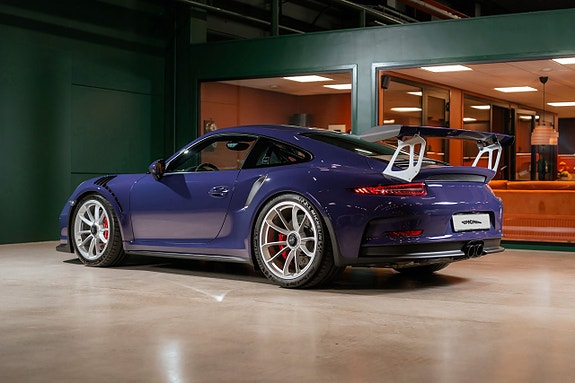 Porsche 911 GT3 RS 9 of 27