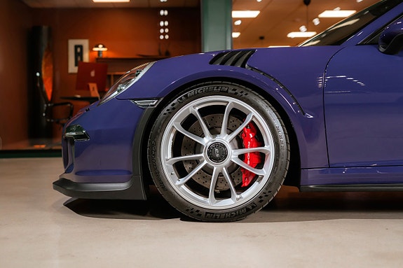 Porsche 911 GT3 RS 6 of 27