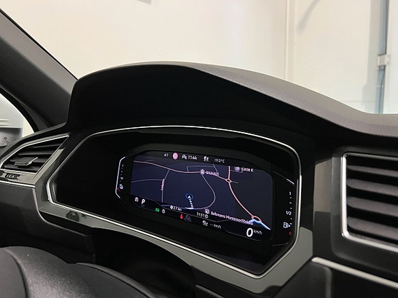 Volkswagen Tiguan 20 of 27
