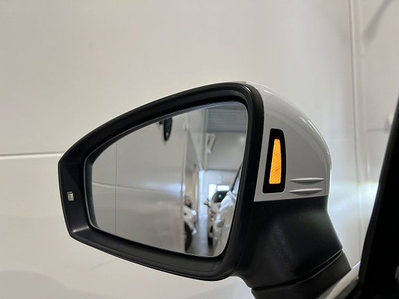 Volkswagen Tiguan 9 of 27
