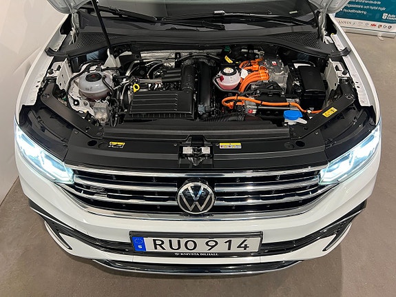 Volkswagen Tiguan 13 of 27