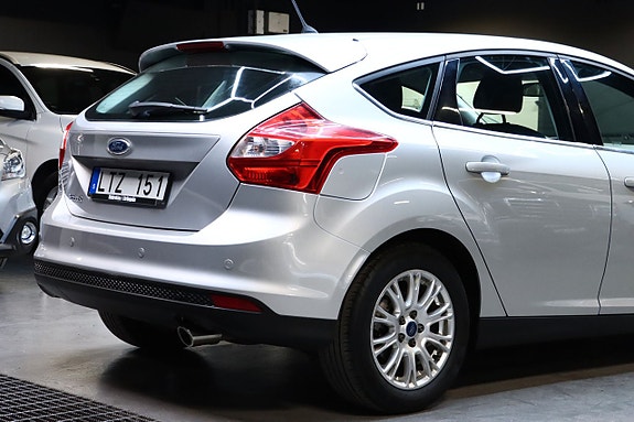 Ford Focus 8 of 27