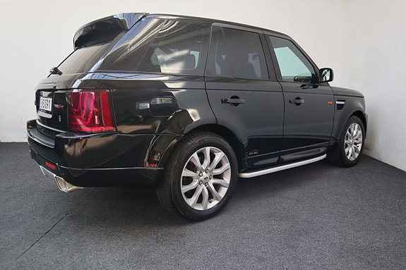 Land Rover Range Rover Sport 7 of 23