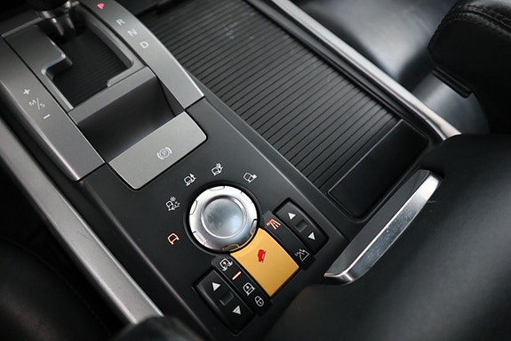 Land Rover Range Rover Sport 19 of 23