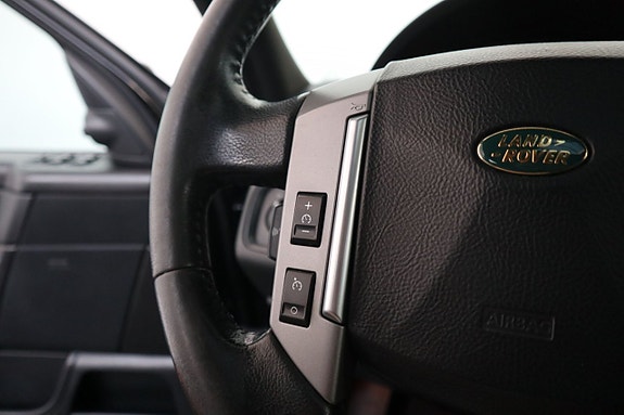 Land Rover Range Rover Sport 12 of 23