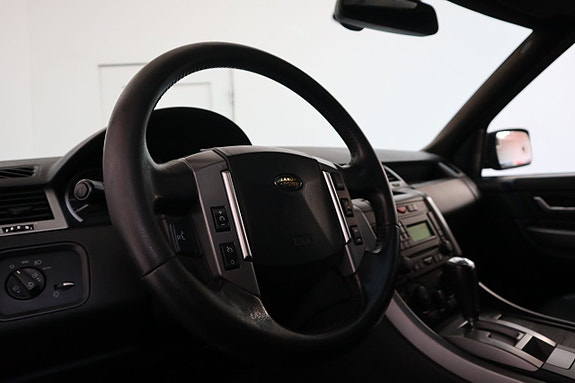 Land Rover Range Rover Sport 11 of 23