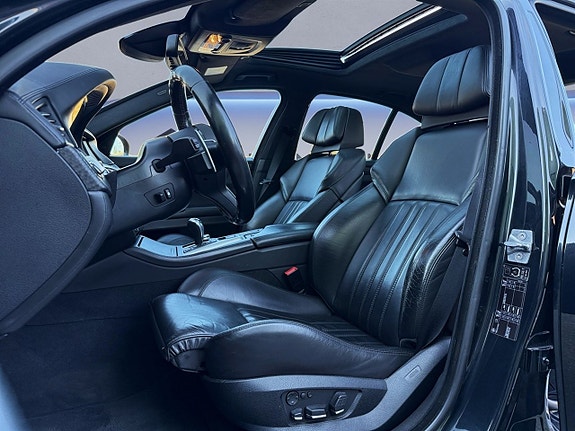 BMW M5 11 of 27