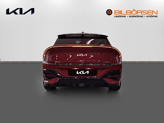 Kia EV6 5 of 16
