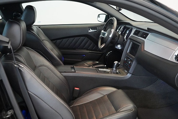 Ford Mustang 9 of 9
