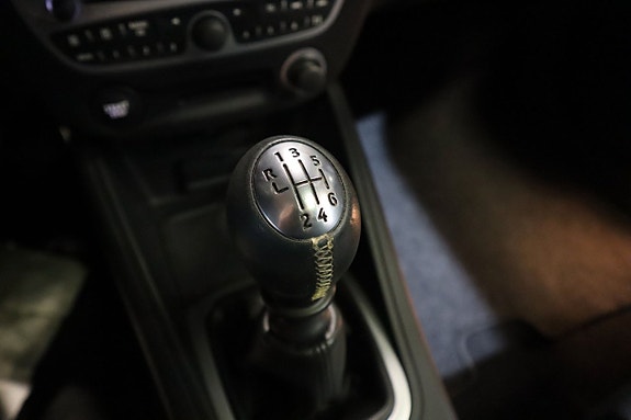 Renault Megane 12 of 24