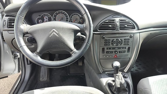 Citroen C5 9 of 12