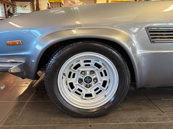 De Tomaso Pantera 16 of 30