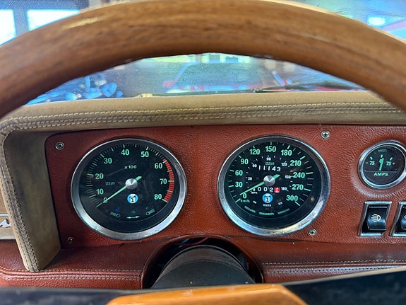 De Tomaso Pantera 26 of 30