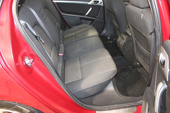Peugeot 407 11 of 16