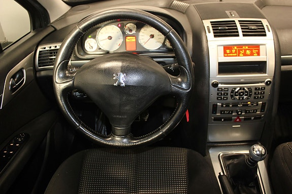 Peugeot 407 13 of 16