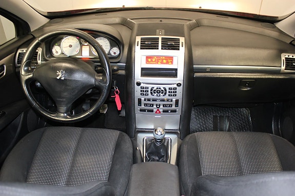 Peugeot 407 12 of 16