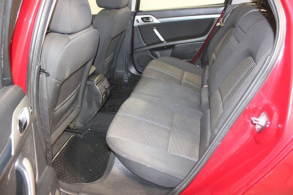 Peugeot 407 10 of 16