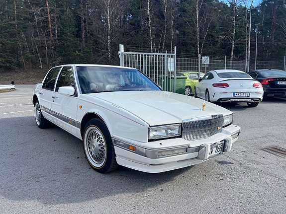 Cadillac Seville 2 of 19