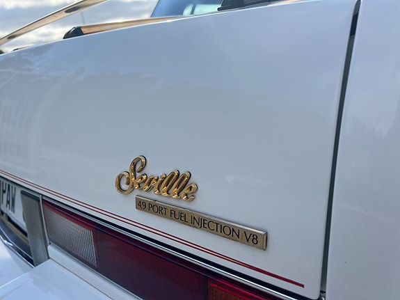 Cadillac Seville 8 of 19